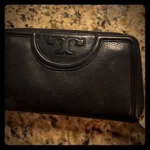 Tory Burch envelope wallet